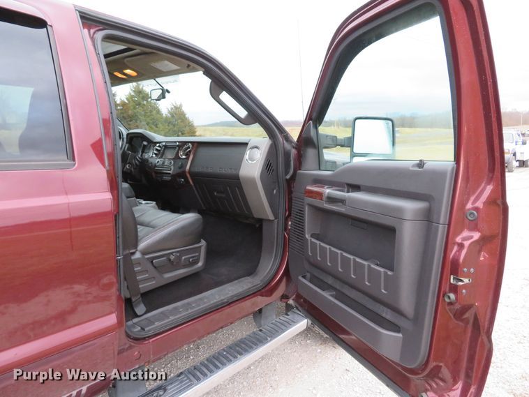 image for item DI2023 2009 Ford F250 Super Duty Lariat Crew Cab pickup truck