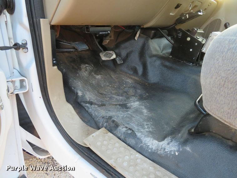 image for item DI2024 2005 Ford F550 Super Duty XL utility truck