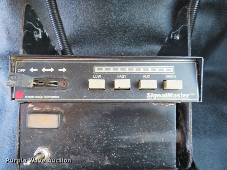 image for item DI2024 2005 Ford F550 Super Duty XL utility truck