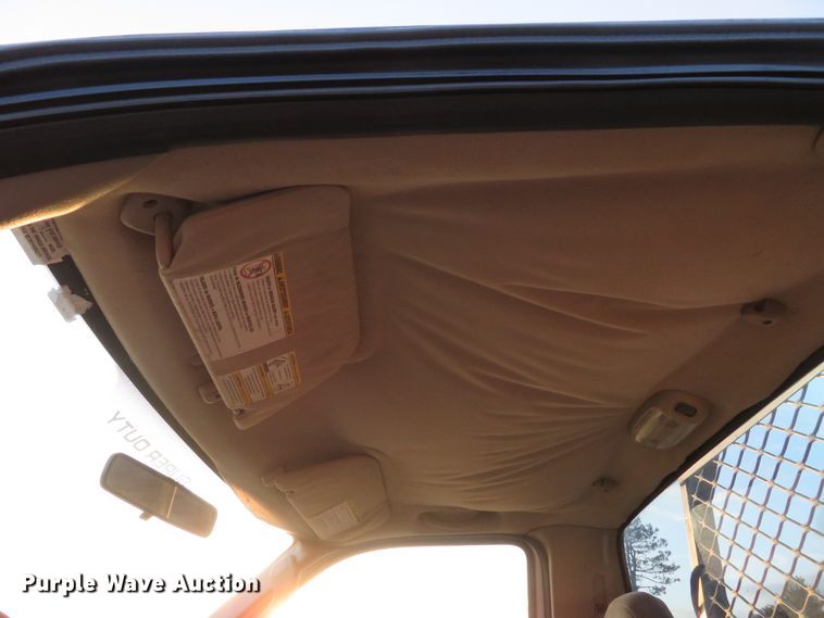 image for item DI2024 2005 Ford F550 Super Duty XL utility truck