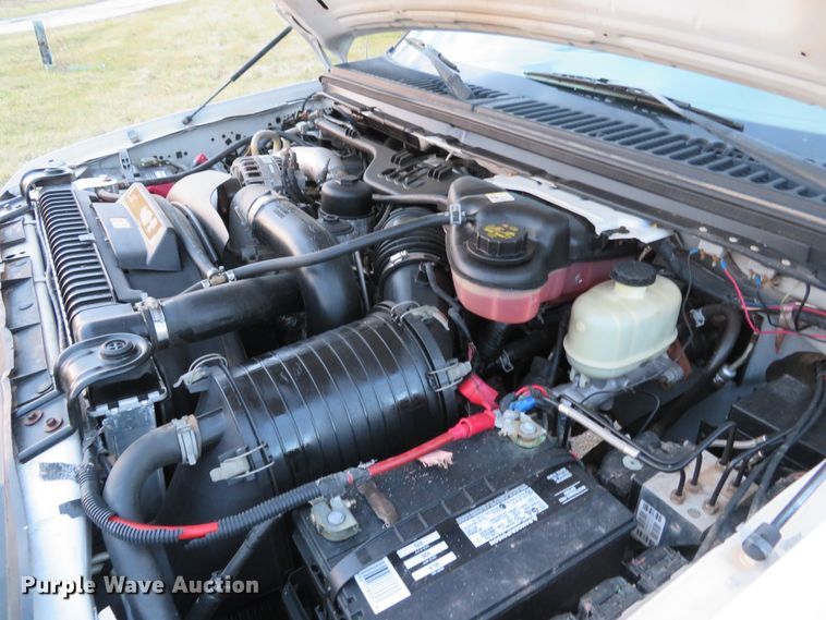 image for item DI2024 2005 Ford F550 Super Duty XL utility truck