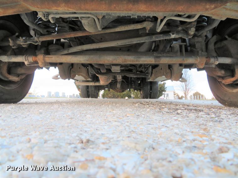 image for item DI2024 2005 Ford F550 Super Duty XL utility truck