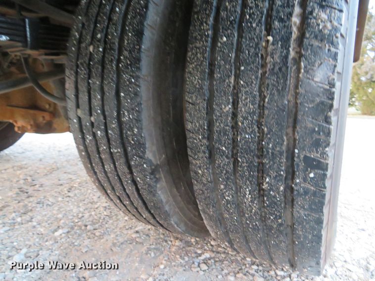 image for item DI2024 2005 Ford F550 Super Duty XL utility truck