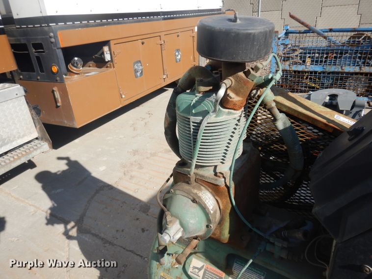 image for item DI9187 Champion air compressor