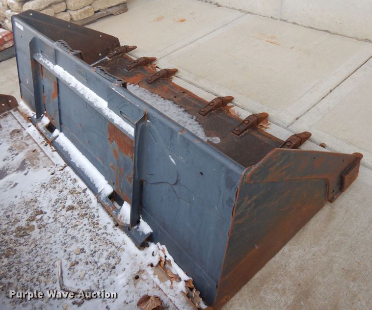 image for item DI9193 Bobcat 84"W skid steer bucket