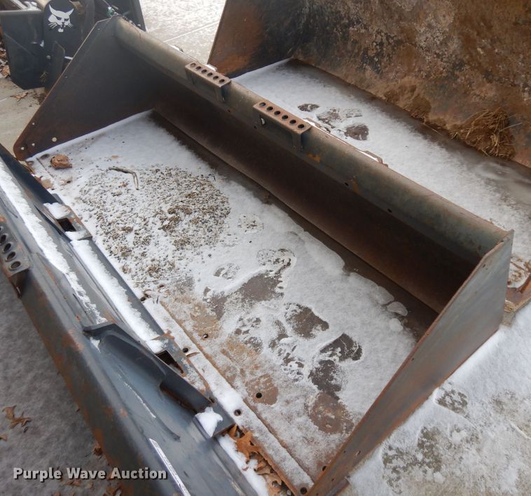 image for item DI9194 Bobcat 80"W low profile skid steer bucket