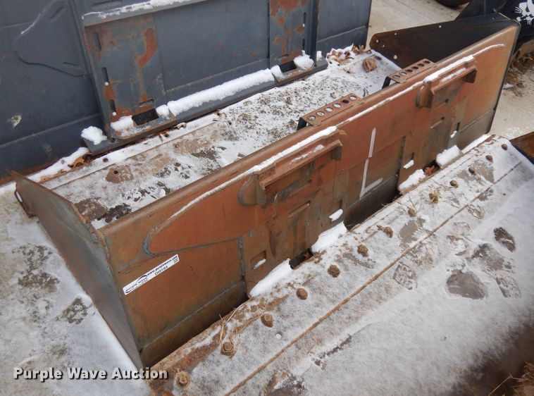 image for item DI9194 Bobcat 80"W low profile skid steer bucket