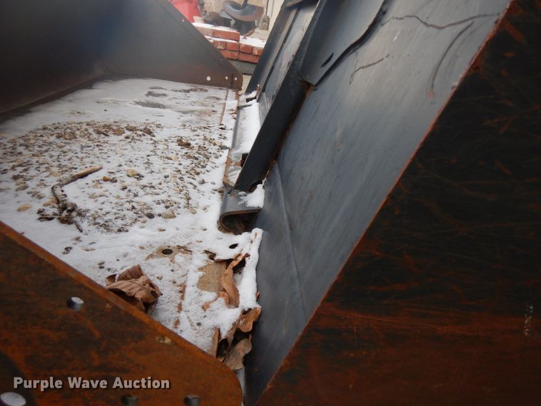 image for item DI9194 Bobcat 80"W low profile skid steer bucket