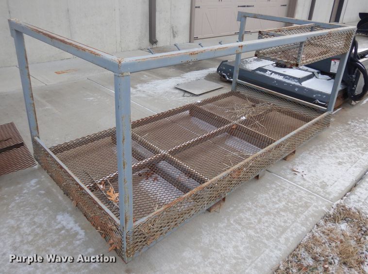 image for item DI9195 Forklift man basket