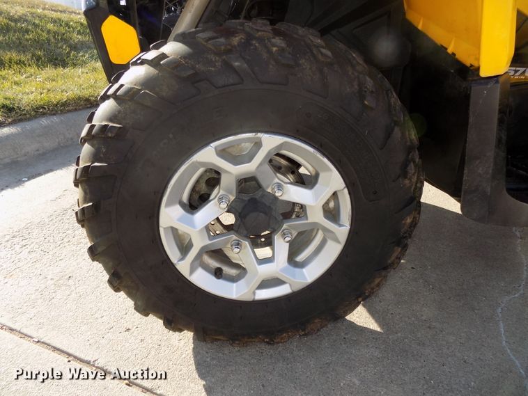 image for item DO9423 2017 Can-am Outlander 570 DPS ATV