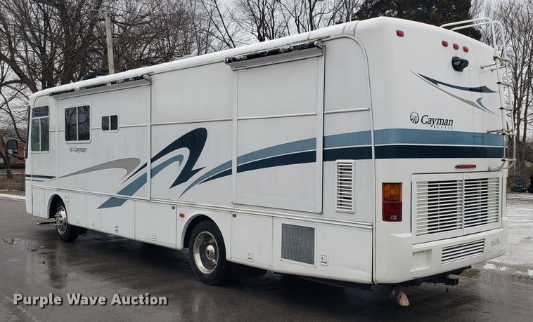 image for item EL9758 2002 Monaco Cayman RV