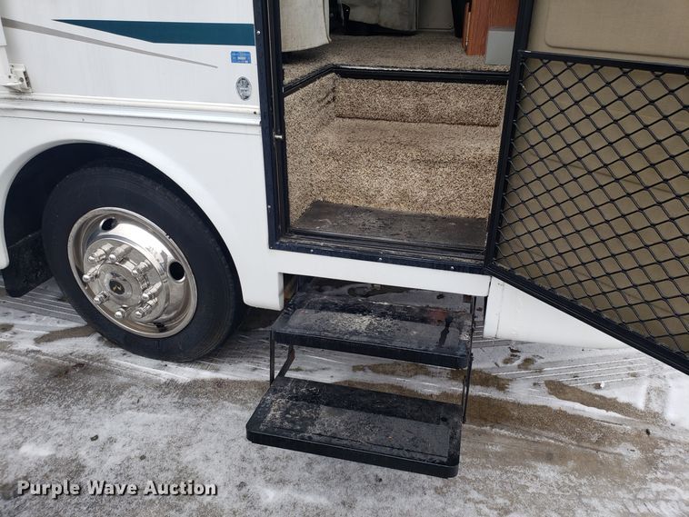 image for item EL9758 2002 Monaco Cayman RV