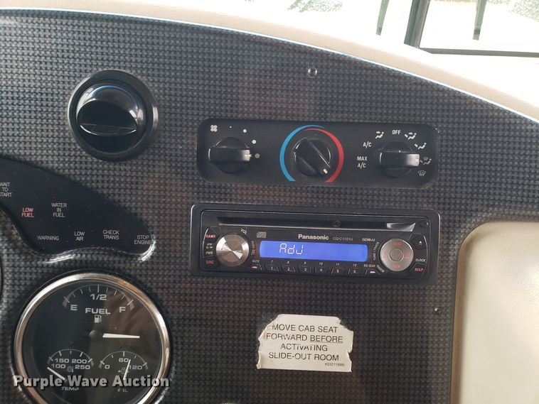 image for item EL9758 2002 Monaco Cayman RV