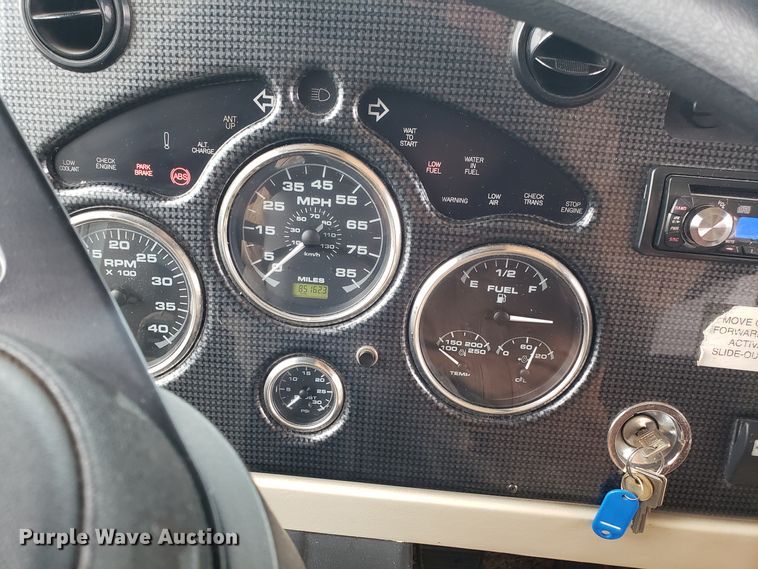 image for item EL9758 2002 Monaco Cayman RV