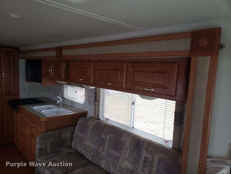 image for item EL9758 2002 Monaco Cayman RV