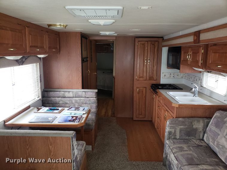 image for item EL9758 2002 Monaco Cayman RV