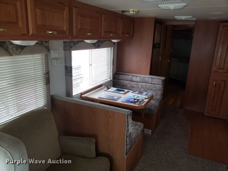 image for item EL9758 2002 Monaco Cayman RV