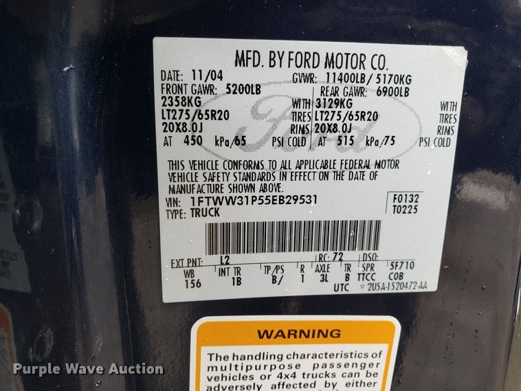 image for item EL9759 2005 Ford F350 Super Duty Harley Davidson Crew Cab pickup truck