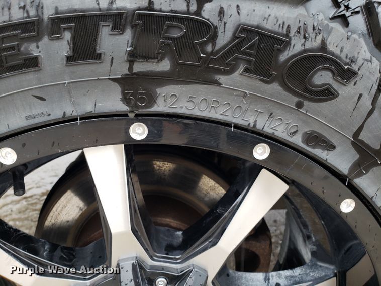 image for item EL9759 2005 Ford F350 Super Duty Harley Davidson Crew Cab pickup truck