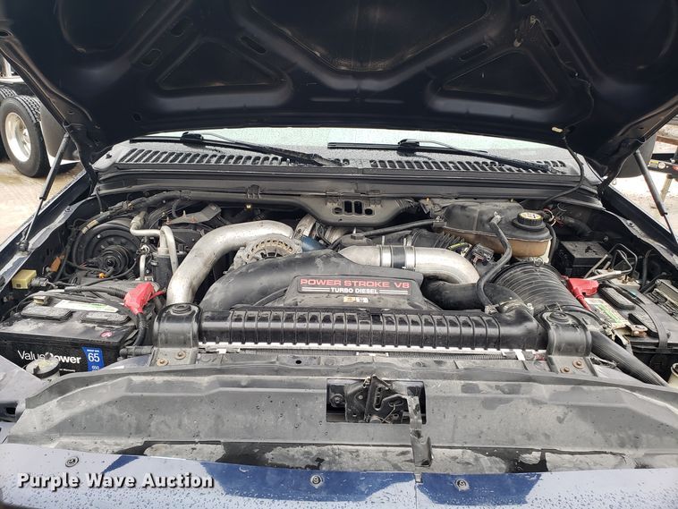 image for item EL9759 2005 Ford F350 Super Duty Harley Davidson Crew Cab pickup truck