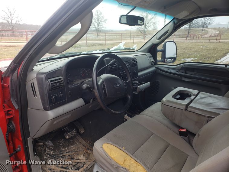 image for item EL9766 2006 Ford F350 Super Duty Crew Cab pickup truck