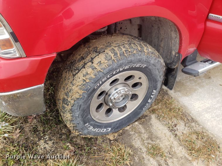 image for item EL9766 2006 Ford F350 Super Duty Crew Cab pickup truck