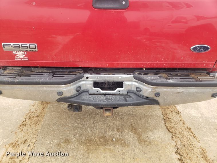 image for item EL9766 2006 Ford F350 Super Duty Crew Cab pickup truck