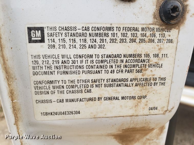 image for item EL9767 2004 Chevrolet Silverado 2500 utility bed pickup truck