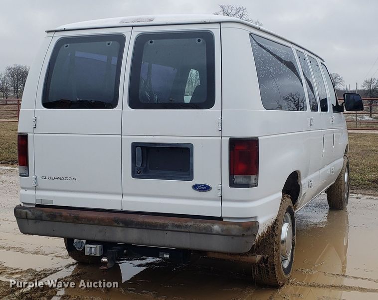 image for item EL9772 1995 Ford Club Wagon van