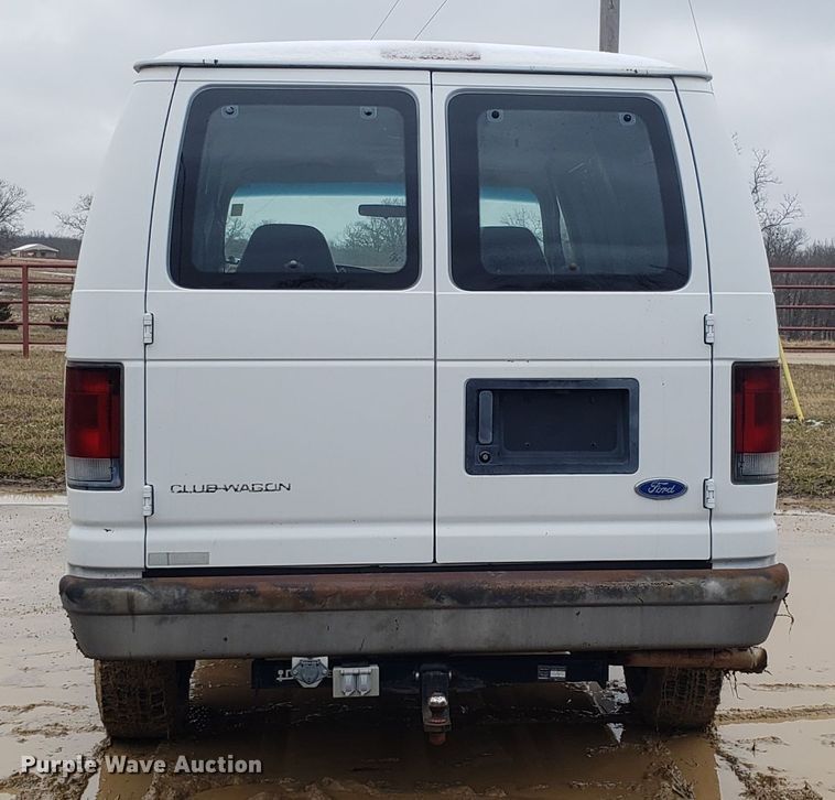 image for item EL9772 1995 Ford Club Wagon van