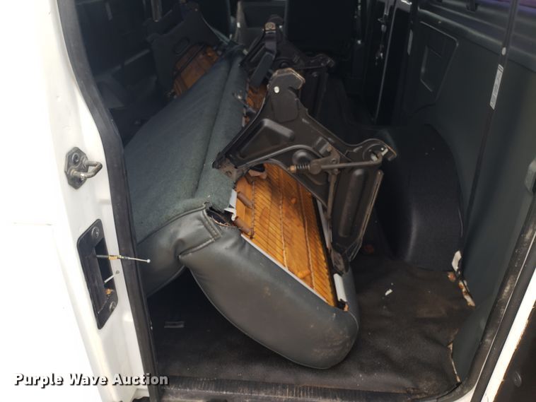 image for item EL9772 1995 Ford Club Wagon van