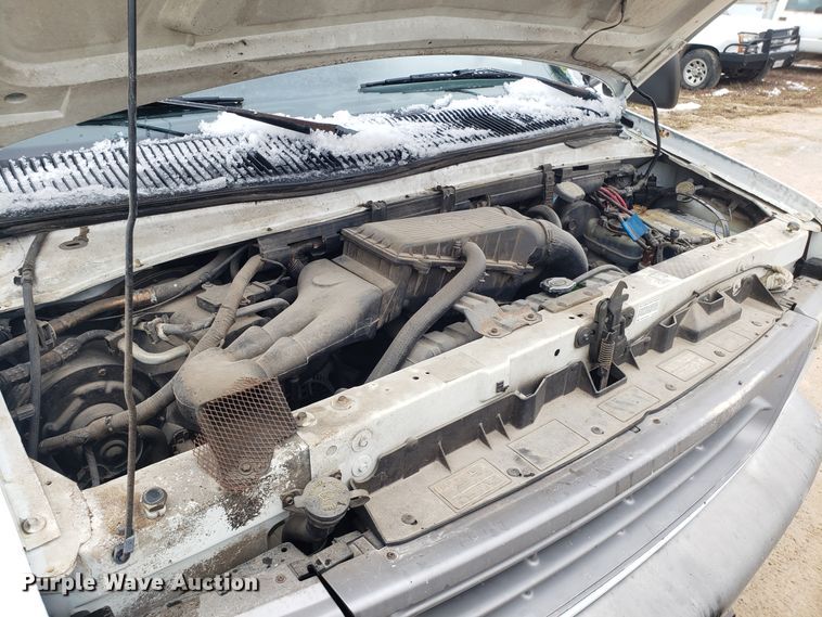 image for item EL9772 1995 Ford Club Wagon van