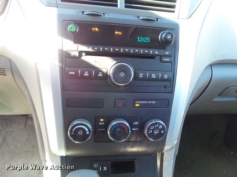 image for item EM9900 2011 Chevrolet Traverse SUV