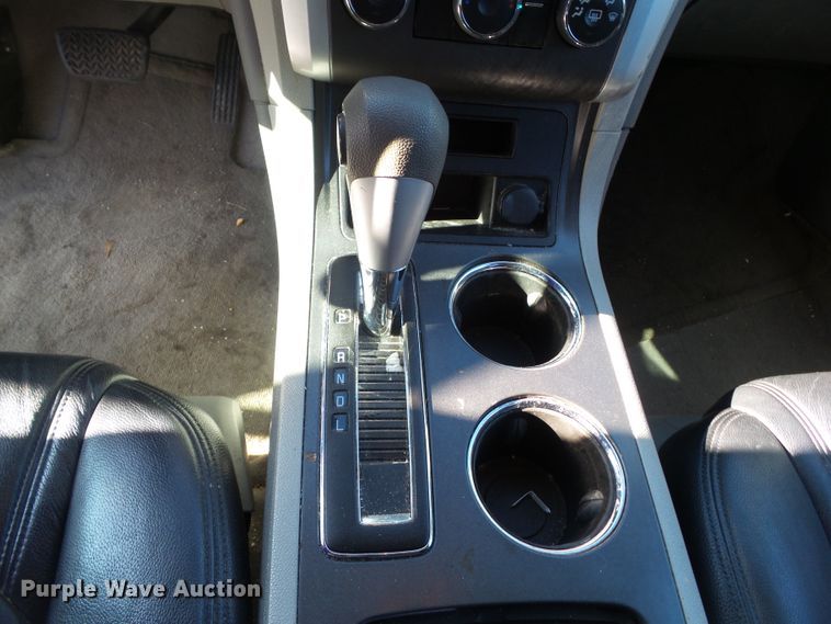 image for item EM9900 2011 Chevrolet Traverse SUV