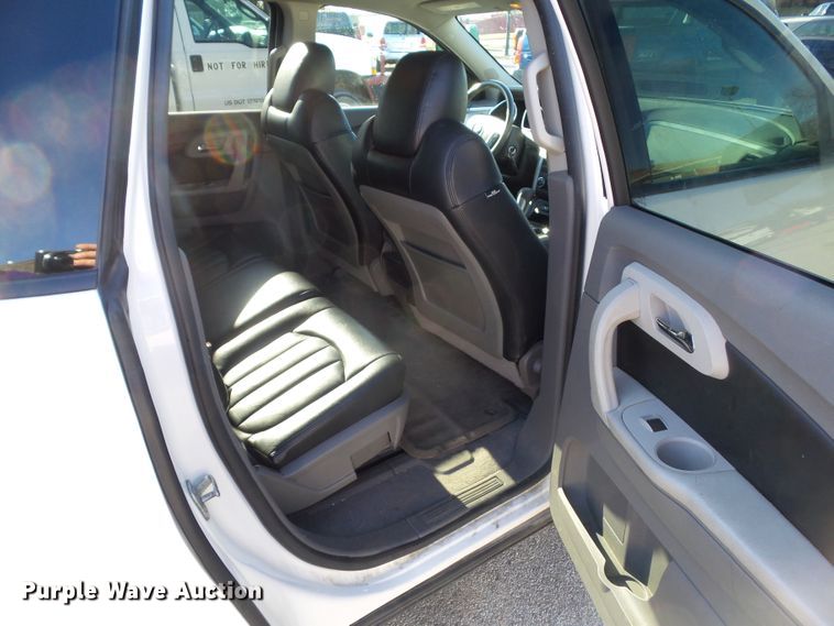 image for item EM9900 2011 Chevrolet Traverse SUV