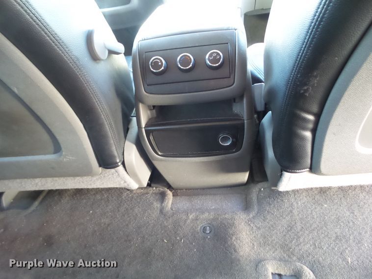 image for item EM9900 2011 Chevrolet Traverse SUV