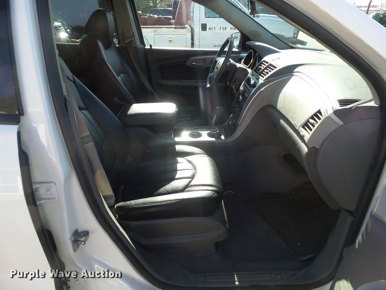 image for item EM9900 2011 Chevrolet Traverse SUV