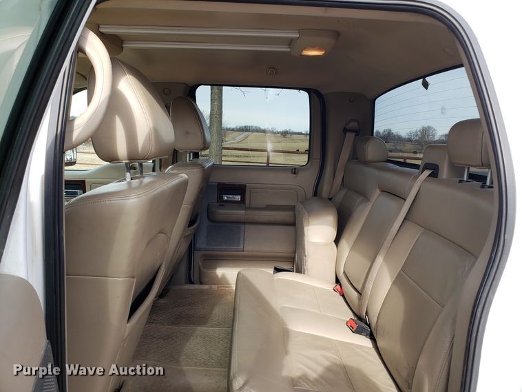 image for item EZ9052 2005 Ford F150 SuperCrew pickup truck