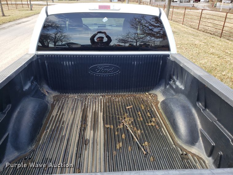 image for item EZ9052 2005 Ford F150 SuperCrew pickup truck