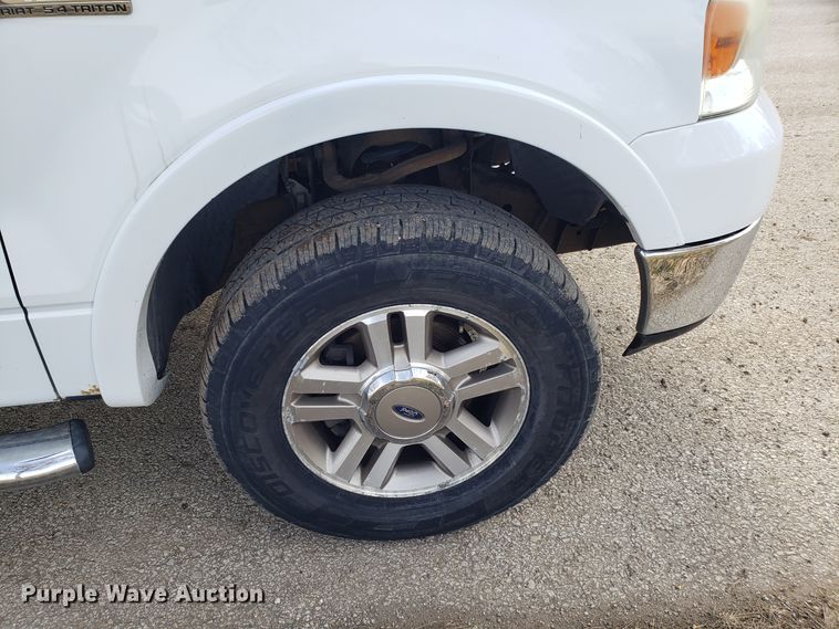 image for item EZ9052 2005 Ford F150 SuperCrew pickup truck