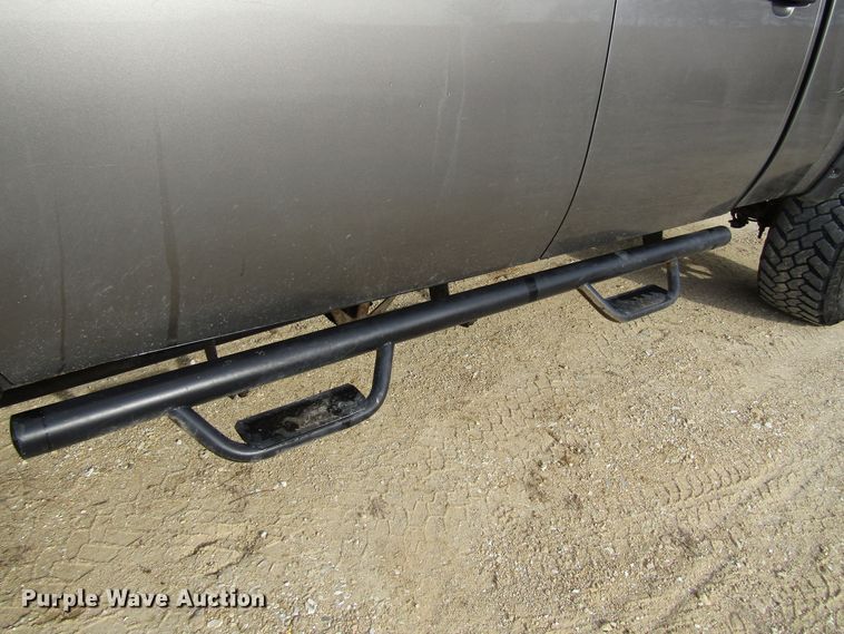 image for item FD9329 2007 Chevrolet Silverado 2500HD Crew Cab pickup truck