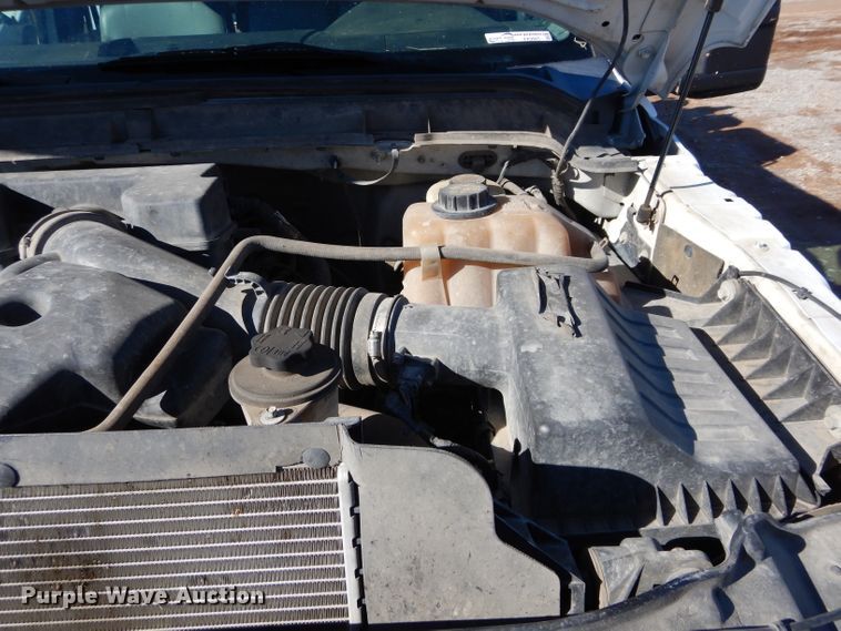 image for item FK9965 2011 Ford F350 Super Duty SuperCab pickup truck cab and chassis