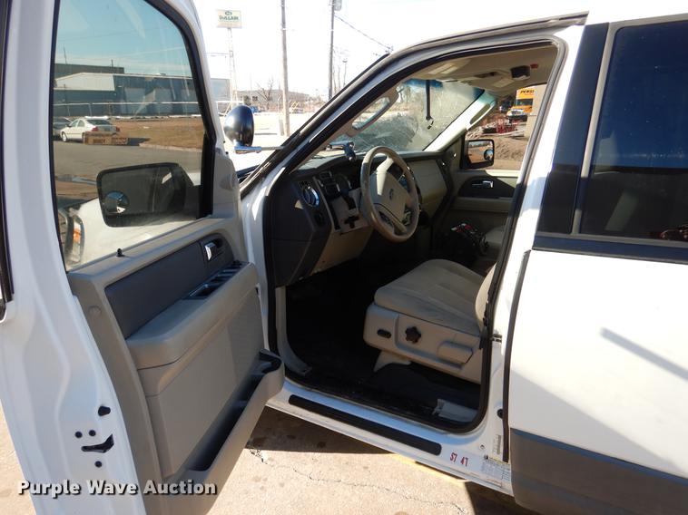 image for item FQ9696 2007 Ford Expedition SUV