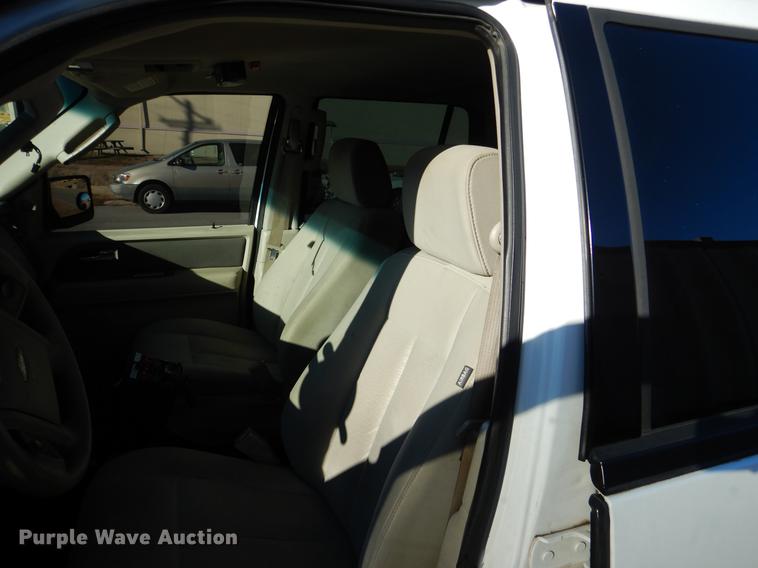 image for item FQ9696 2007 Ford Expedition SUV