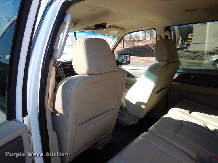 image for item FQ9696 2007 Ford Expedition SUV