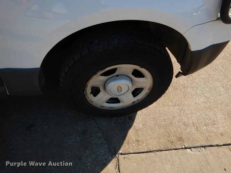 image for item FQ9696 2007 Ford Expedition SUV