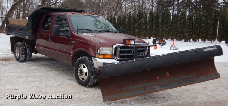 image for item FU9117 2000 Ford F350 Super Duty Crew Cab dump bed pickup truck