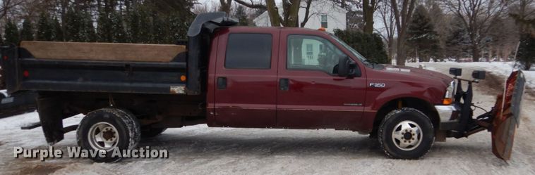 image for item FU9117 2000 Ford F350 Super Duty Crew Cab dump bed pickup truck