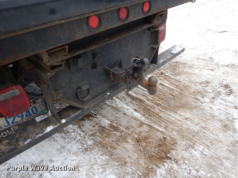 image for item FU9117 2000 Ford F350 Super Duty Crew Cab dump bed pickup truck