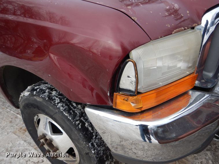 image for item FU9117 2000 Ford F350 Super Duty Crew Cab dump bed pickup truck